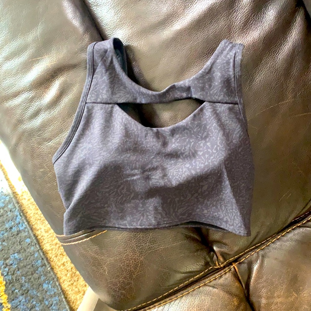 Lululemon Everlux Cut-Out Train Bra